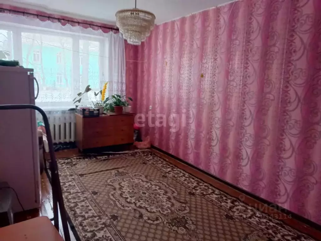 4-к кв. Псковская область, Остров ул. Шумейко, 2 (70.7 м) - Фото 1