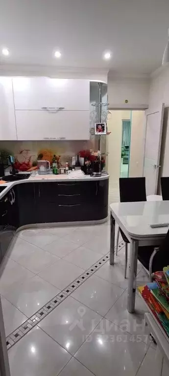 2-к кв. Белгородская область, Старый Оскол Дубрава мкр, 3 кв-л, 12 ... - Фото 1