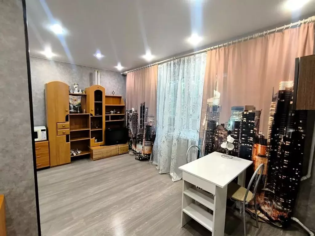 Комната Ленинградская область, Гатчина ул. Рощинская, 3к2 (32.0 м) - Фото 1