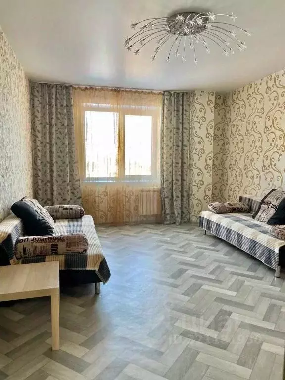 2-к кв. Хакасия, Абакан ул. Кирова, 120А (70.0 м) - Фото 1