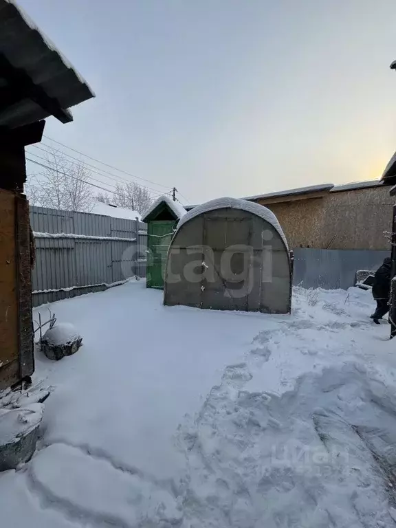 Дом в Красноярский край, Красноярск ул. Диксона, 21 (93 м) - Фото 2