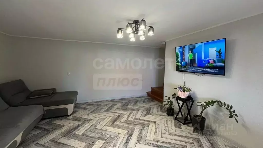 Дом в Оренбургская область, пос. Саракташ ул. Рокоссовского, 24 (200 ... - Фото 2