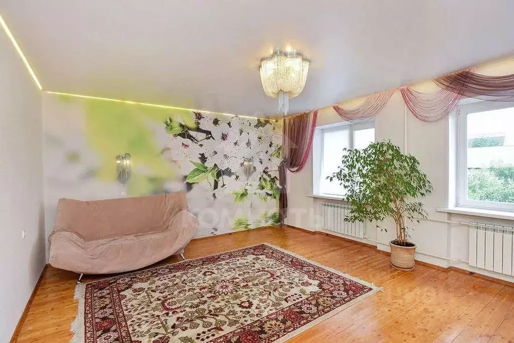 Дом в Воронежская область, Воронеж ул. Карпинского, 64 (330 м) - Фото 1