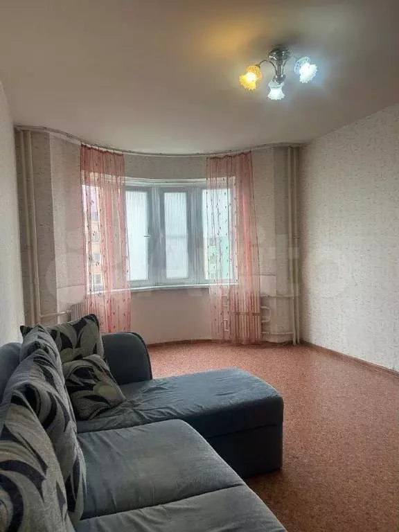 1-к. квартира, 41 м, 8/10 эт. - Фото 1