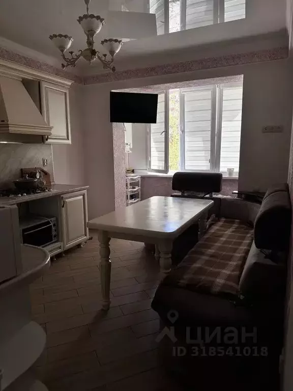 2-к кв. Дагестан, Каспийск ул. И.В. Сталина, 1 (56.0 м) - Фото 0