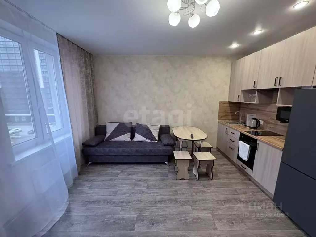 1-к кв. Тюменская область, Тюмень ул. Константина Посьета, 4к1 (40.0 ... - Фото 1