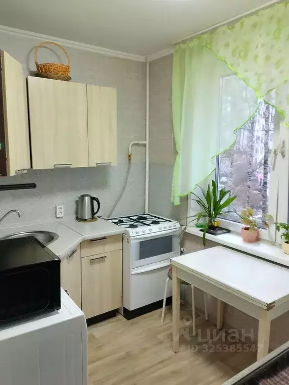 3-к кв. Москва Беловежская ул., 95 (55.3 м) - Фото 1