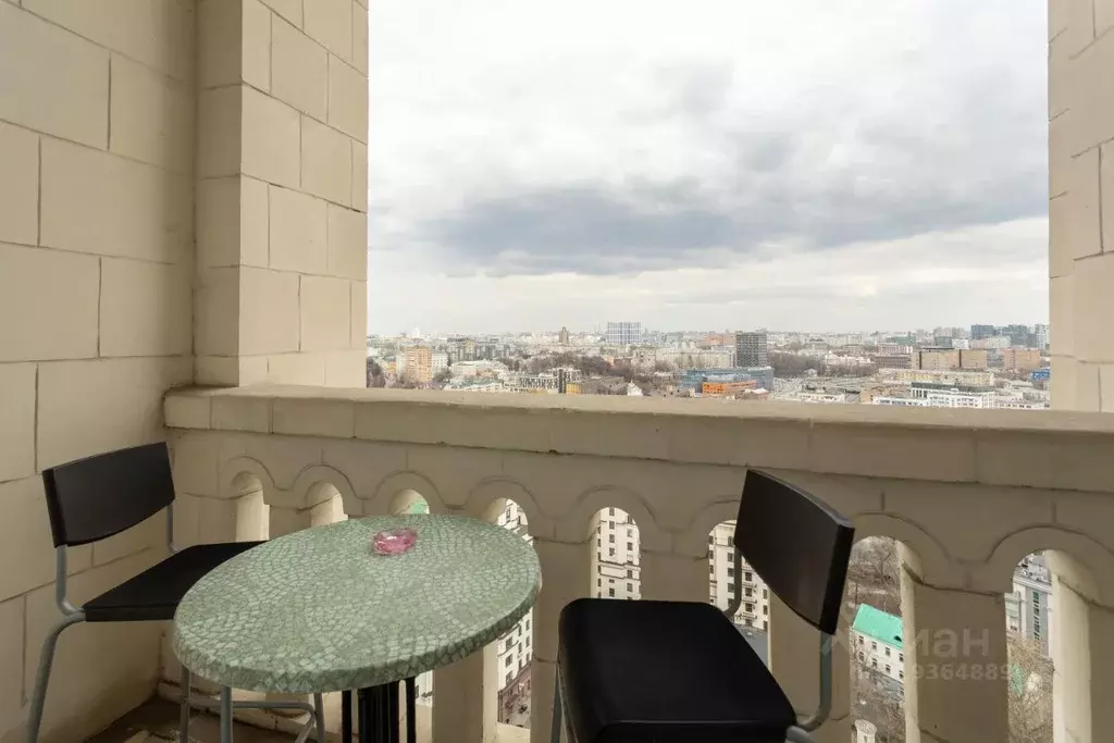 2-к кв. Москва Котельническая наб., 1/15кВ (65.0 м) - Фото 1