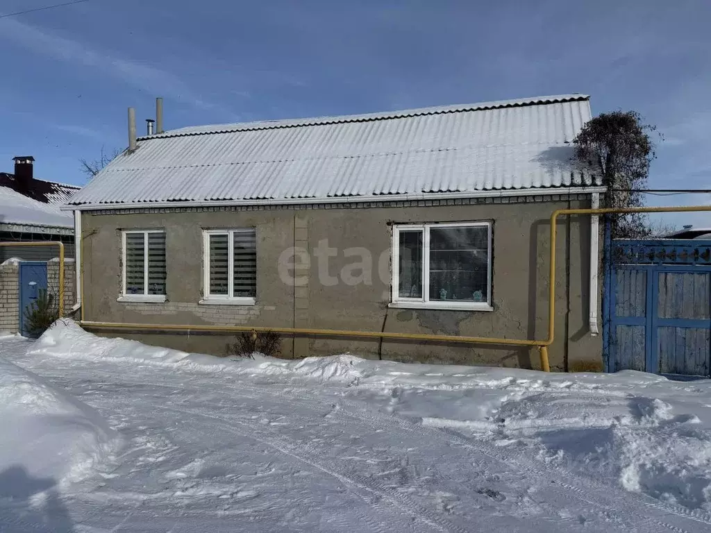 Дом в Воронежская область, Поворино ул. Максима Горького, 72 (72 м) - Фото 2