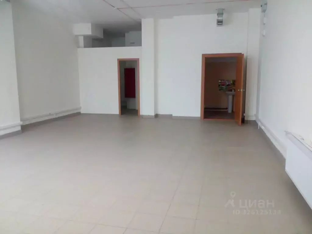 Торговая площадь в Пермский край, Пермь Кронштадтская ул., 47 (76 м) - Фото 2