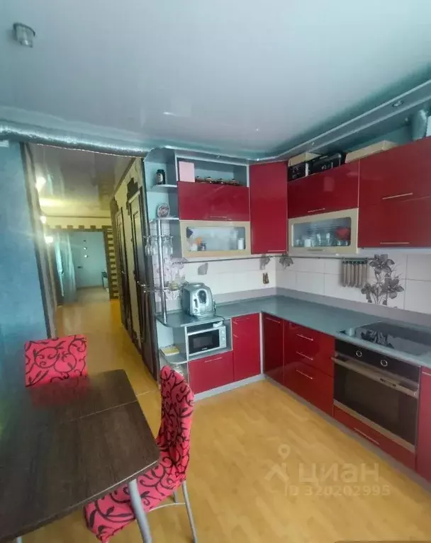 3-к кв. Алтайский край, Рубцовск Тихвинская ул., 30 (70.0 м) - Фото 1