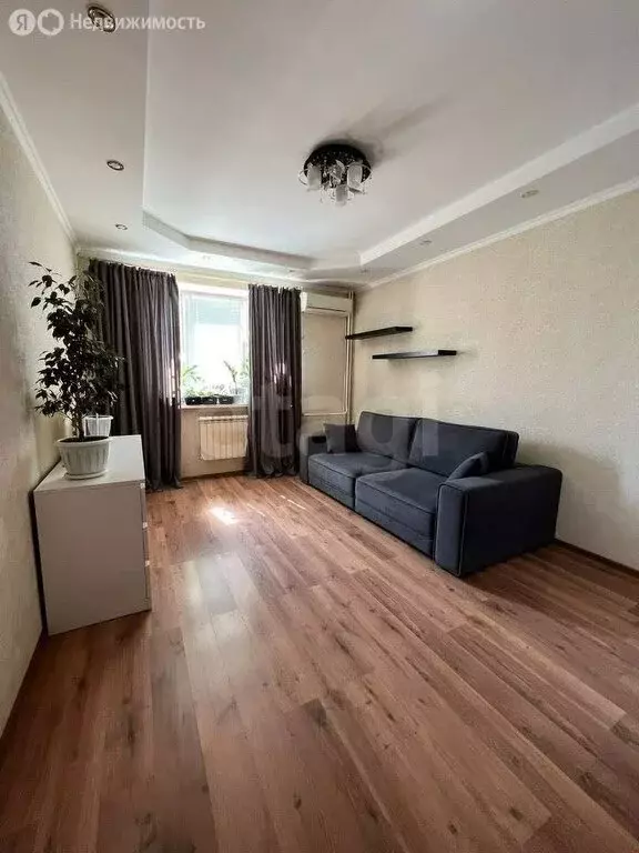 2-комнатная квартира: Казань, улица Симонова, 16 (50 м) - Фото 1