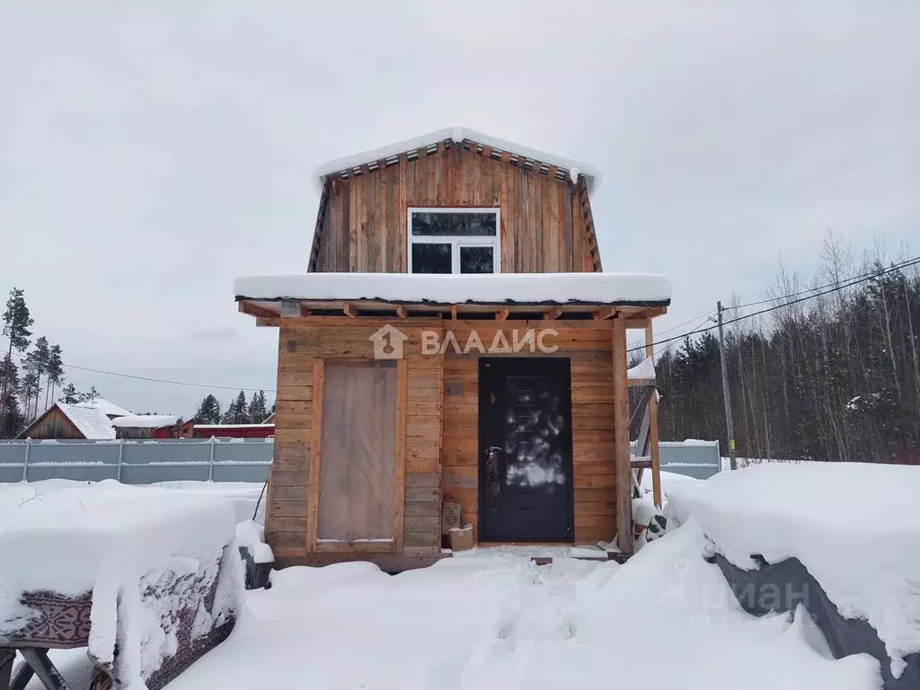 Дом в Коми, Сыктывкар городской округ, Верхняя Максаковка пгт, Яг-кар ... - Фото 0