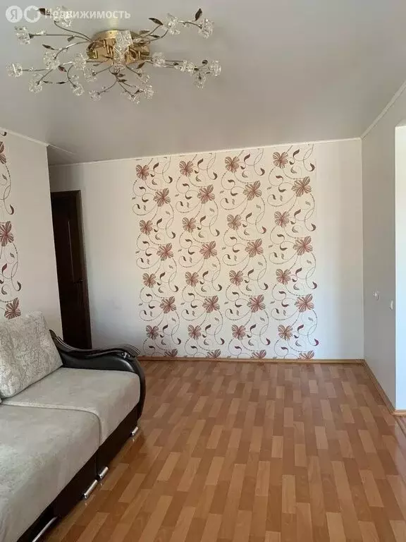 3-комнатная квартира: Салават, проспект Нефтяников, 12 (58.2 м) - Фото 1