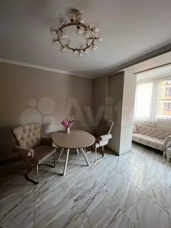 2-к. квартира, 60 м, 6/25 эт. - Фото 0