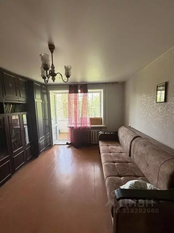 2-к кв. Калужская область, Жуков ул. Ленина, 7 (52.0 м) - Фото 0