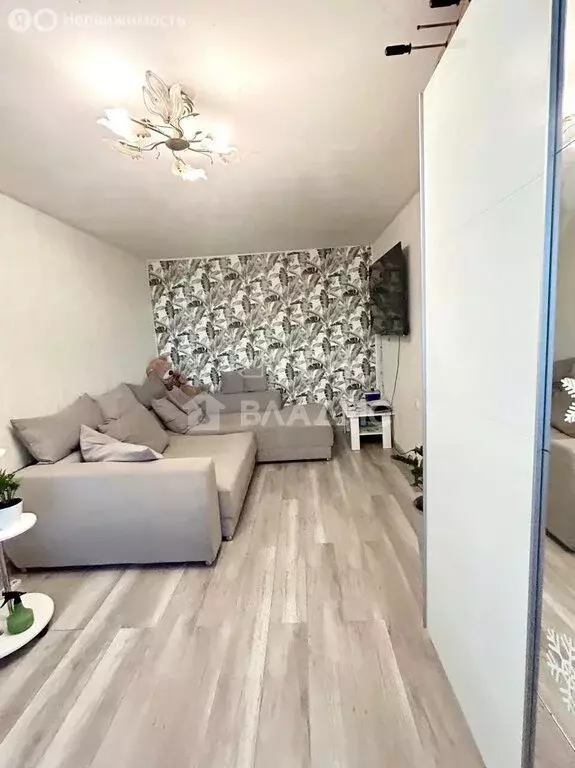 3-комнатная квартира: Пушкино, микрорайон Дзержинец, 18 (56.9 м) - Фото 1