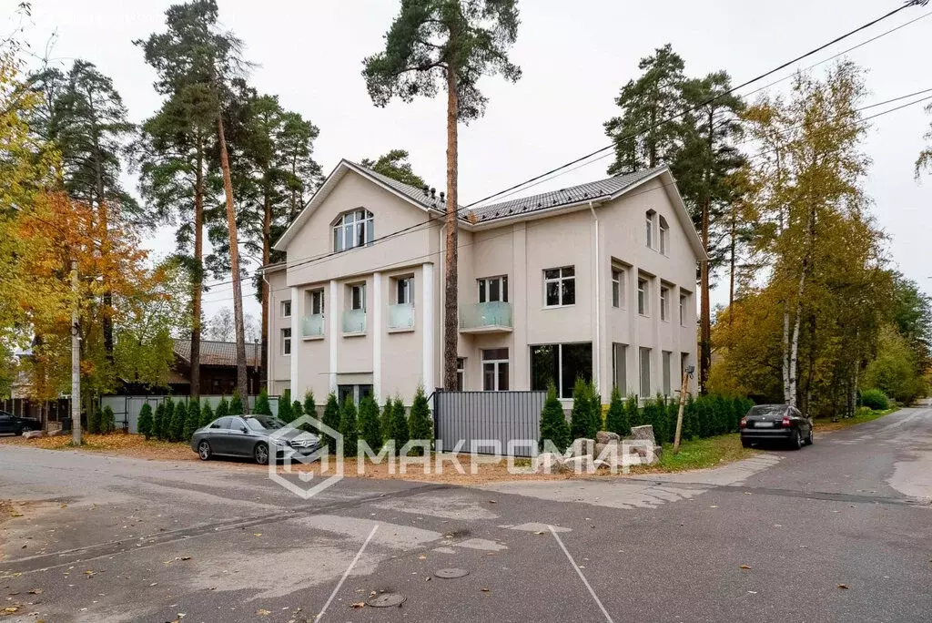 1-комнатная квартира: Лисий Нос, Холмистая улица, 8 (246 м) - Фото 2