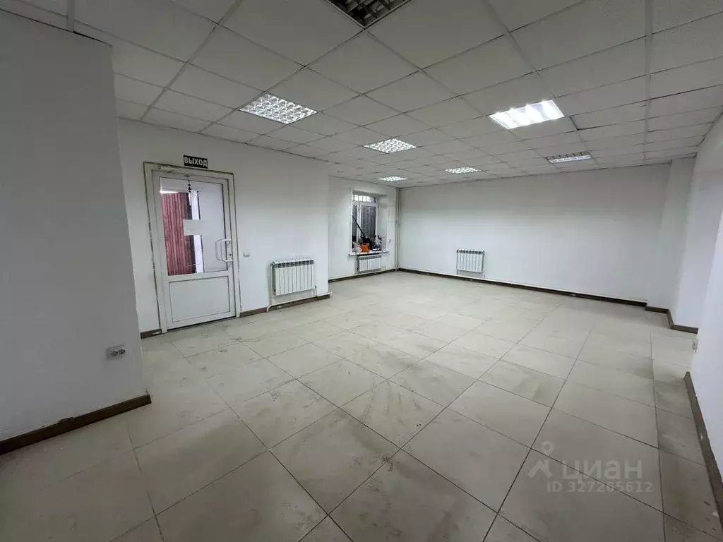 Помещение свободного назначения в Калужская область, Калуга бул. ... - Фото 1