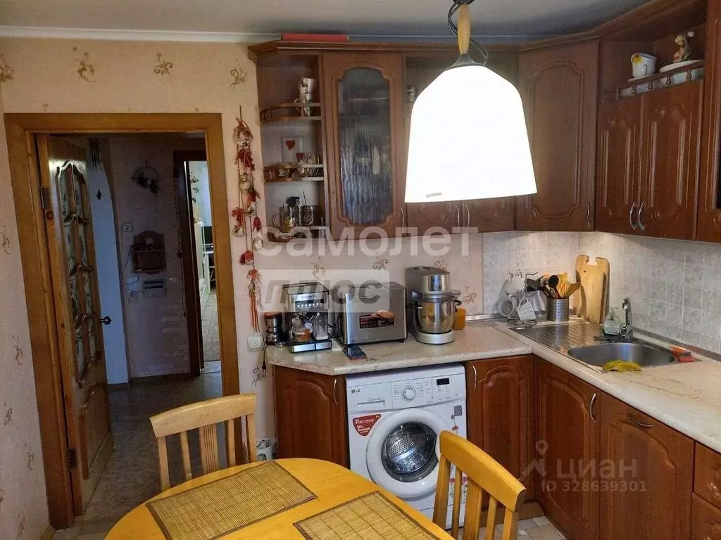 3-к кв. Омская область, Омск пос. Амурский, ул. Багратиона, 84 (68.9 ... - Фото 1