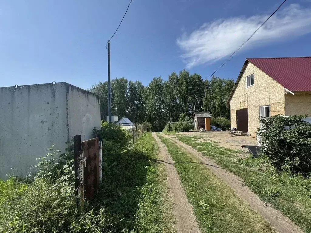 Участок в Новосибирская область, Бердск Марьин Лог СНТ, ул. 38-я, 5 ... - Фото 0