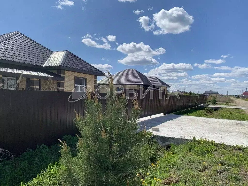 Дом в Тюменская область, Тюменский район, с. Успенка, Успенский кп ул. ... - Фото 1