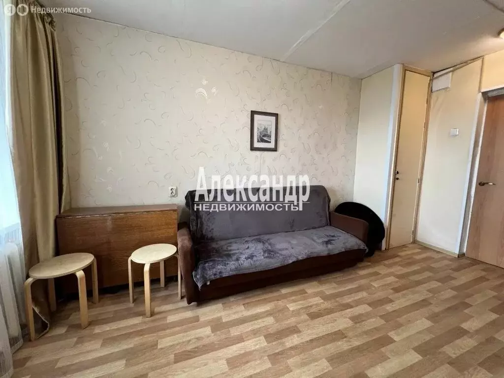 1к в 12-комнатной квартире (12 м) - Фото 1