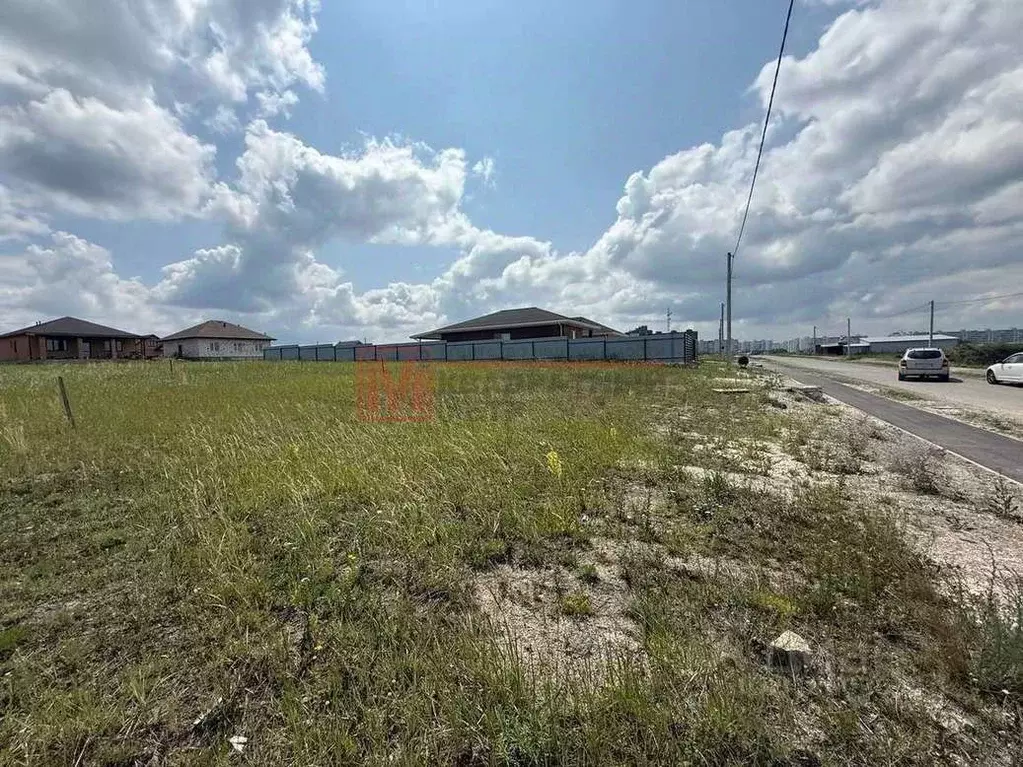 Участок в Белгородская область, Старый Оскол ул. Лучистая, 8 (15.0 ... - Фото 1
