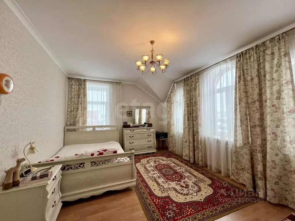 Дом в Татарстан, Альметьевск ул. Фурманова, 1 (178 м) - Фото 1