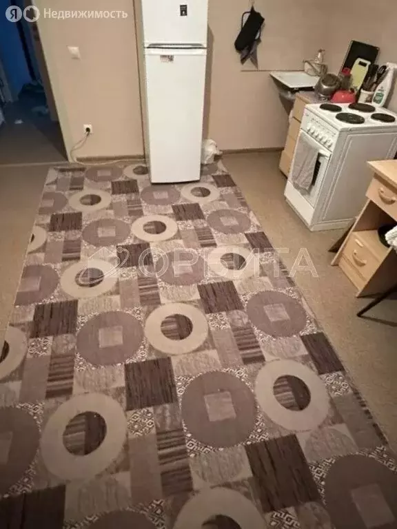 1-комнатная квартира: Тюмень, улица Монтажников, 42 (39.5 м) - Фото 2