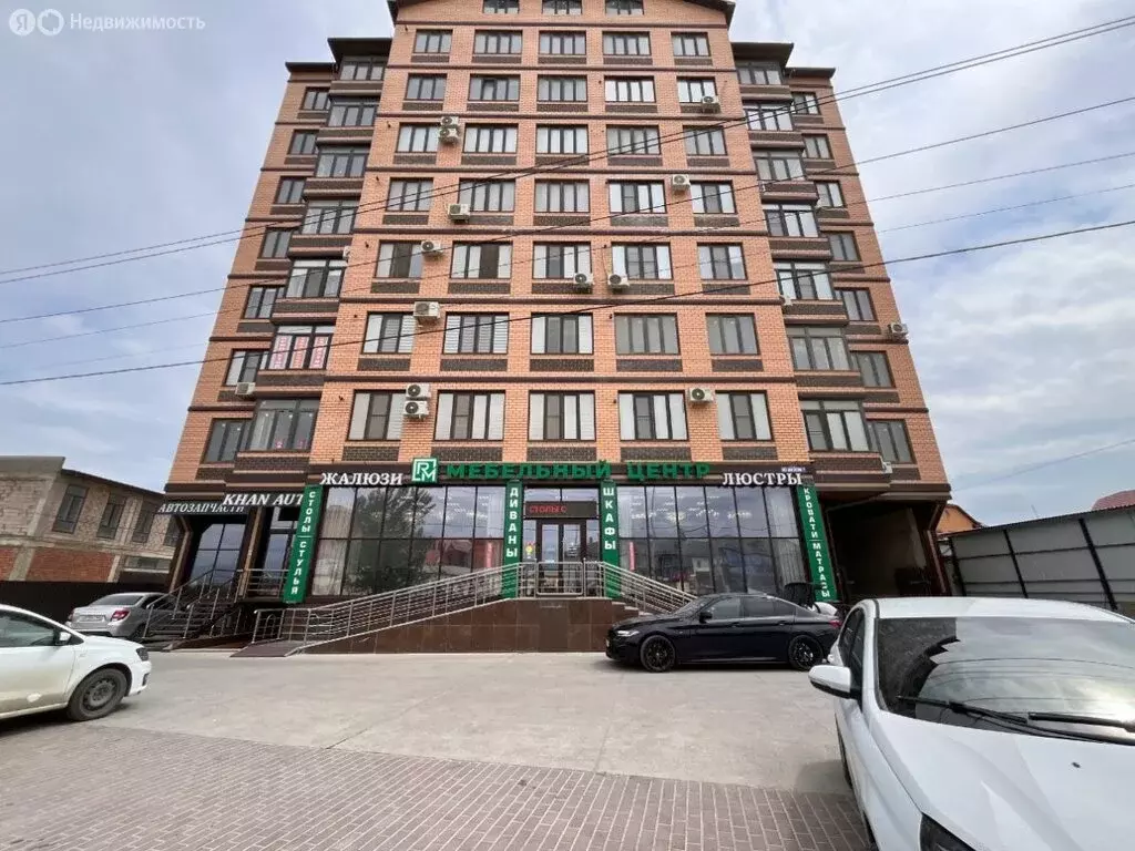 3-комнатная квартира: Каспийск, улица Амет-хан Султана, 1Г (122.1 м) - Фото 1