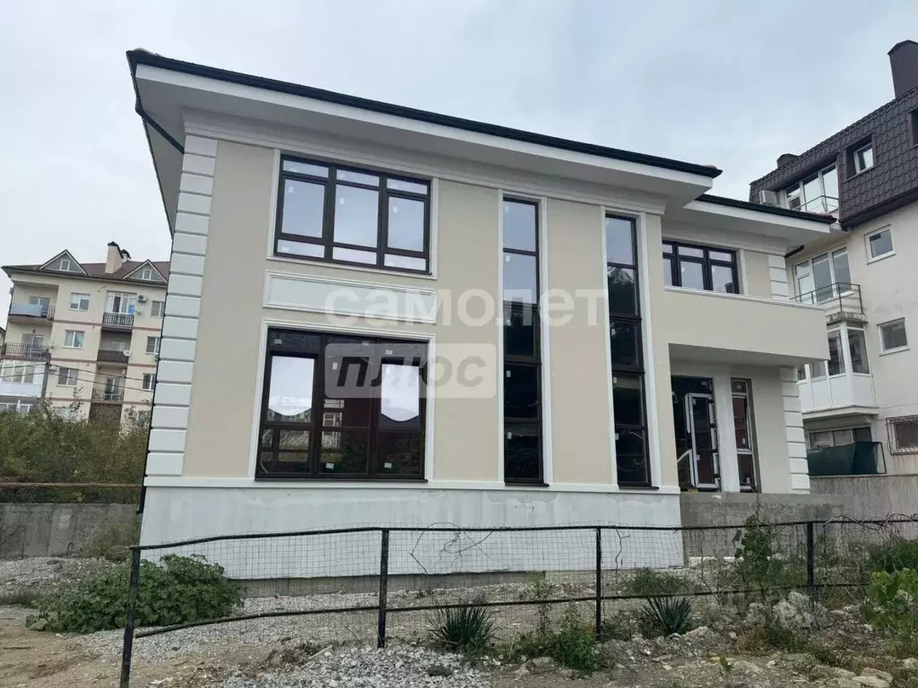 Дом в Краснодарский край, Геленджик Южный мкр,  (296 м) - Фото 1