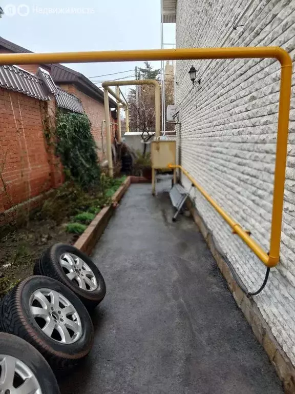 Дом в Таганрог, Бакинская улица, 60 (110 м) - Фото 0