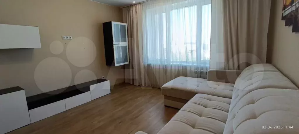 2-к. квартира, 65 м, 9/9 эт. - Фото 0