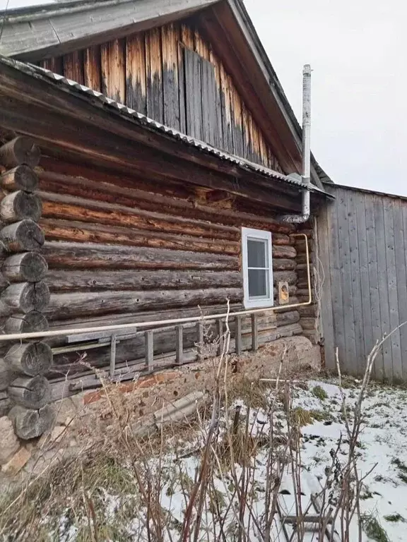 Дом в Удмуртия, Кизнерский район, пос. Кизнер ул. Карла Маркса, 23 (25 ... - Фото 0