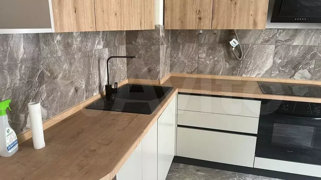 3-к. квартира, 87 м, 1/3 эт. - Фото 1