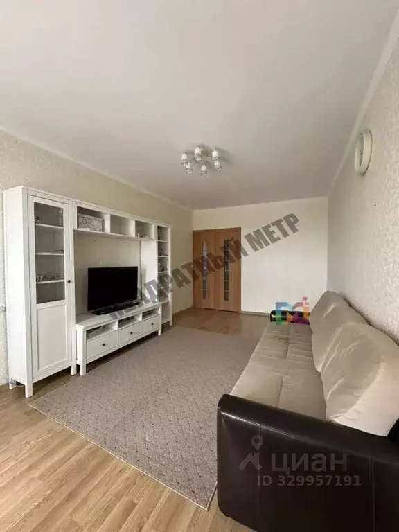 2-к кв. Калмыкия, Элиста 8-й мкр, 32 (52.4 м) - Фото 2