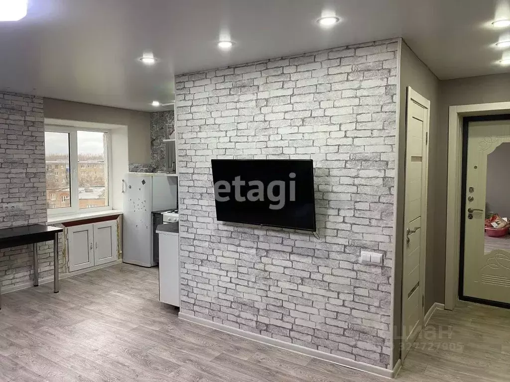 2-к кв. Башкортостан, Ишимбай ул. Губкина, 44 (42.6 м) - Фото 1