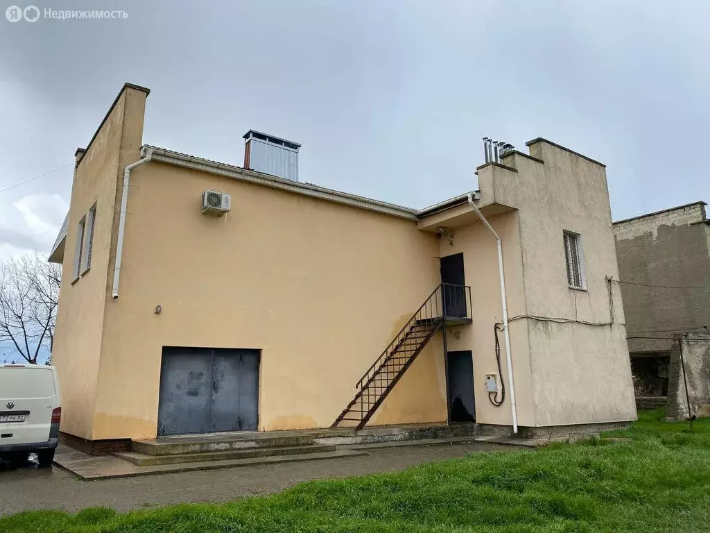 Торговая площадь (323 м) - Фото 2