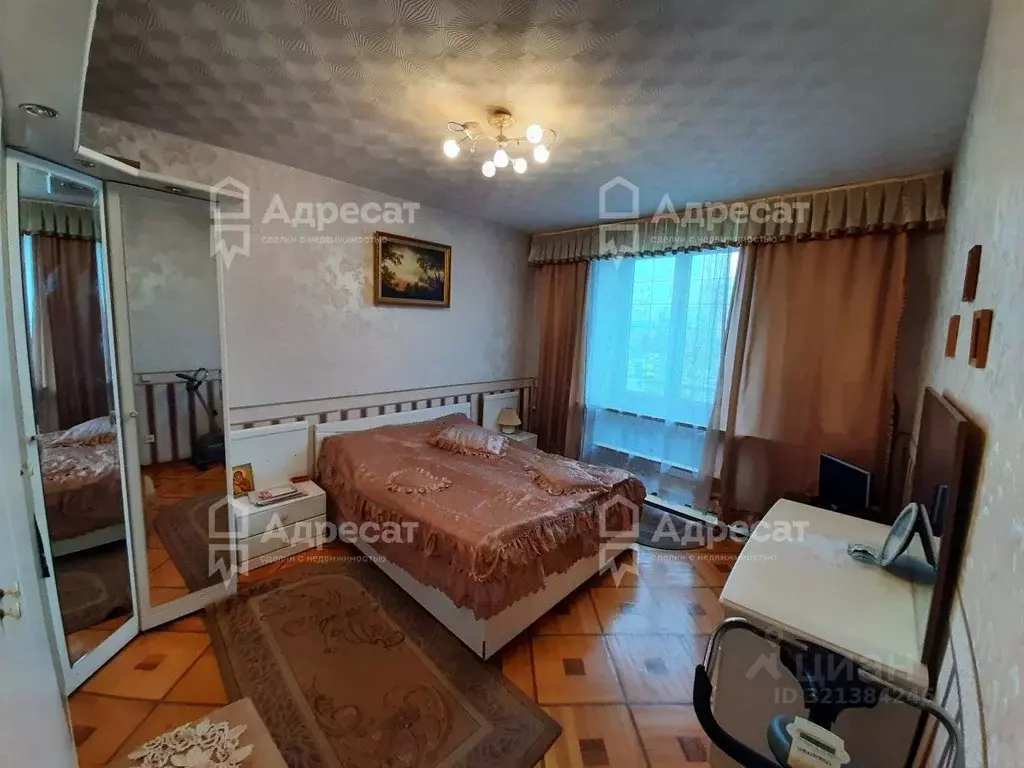 4-к кв. Волгоградская область, Волгоград ул. Рокоссовского, 2 (90.2 м) - Фото 1