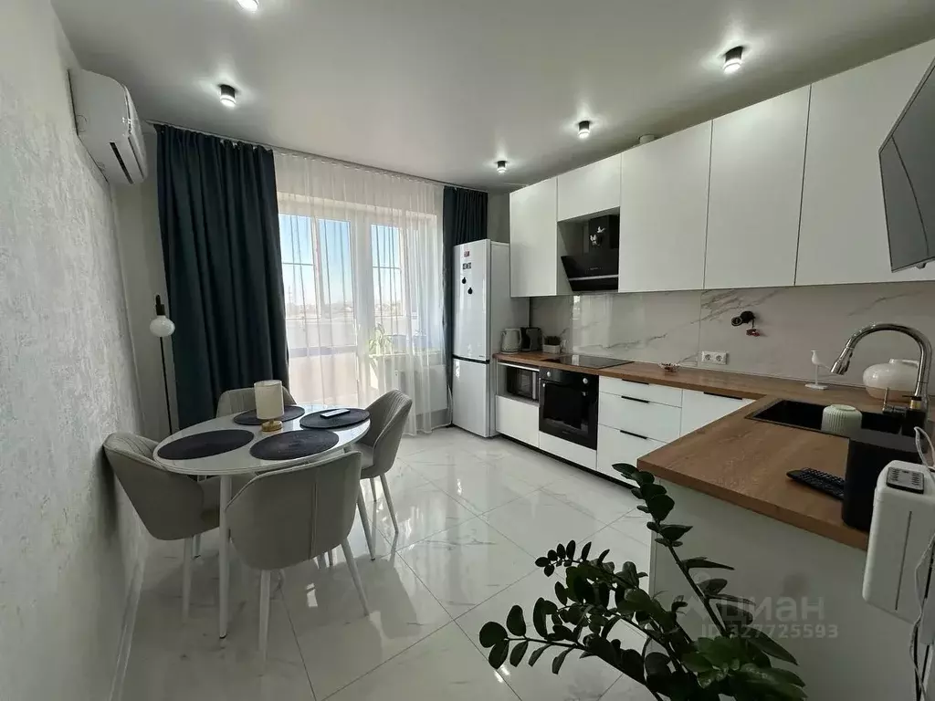 2-к кв. Адыгея, Тахтамукайский район, Старобжегокайское с/пос, Новая ... - Фото 1