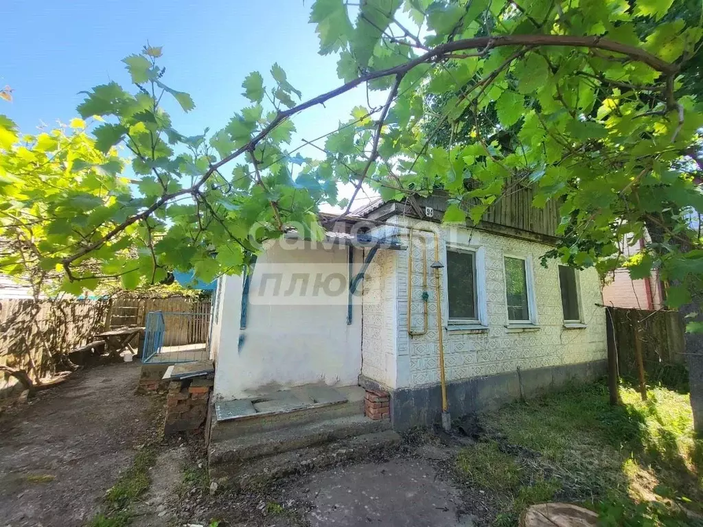 Дом в Краснодарский край, Абинск ул. Спинова (43 м) - Фото 0