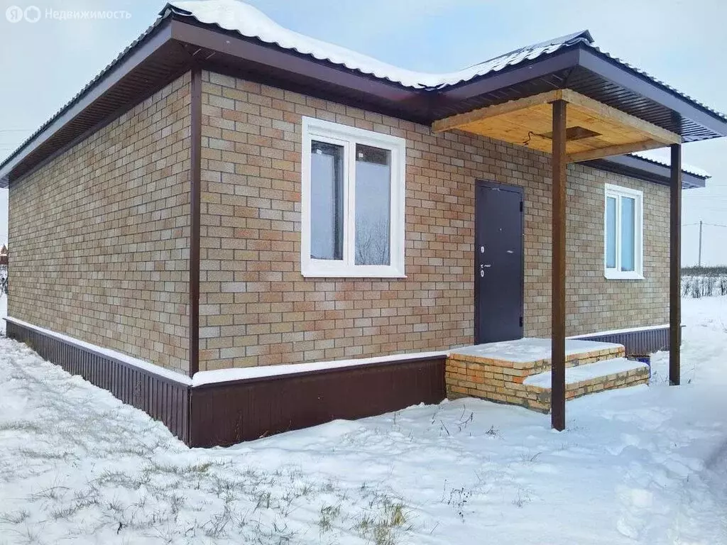 Дом в Корочанский район, Погореловское сельское поселение, село ... - Фото 1