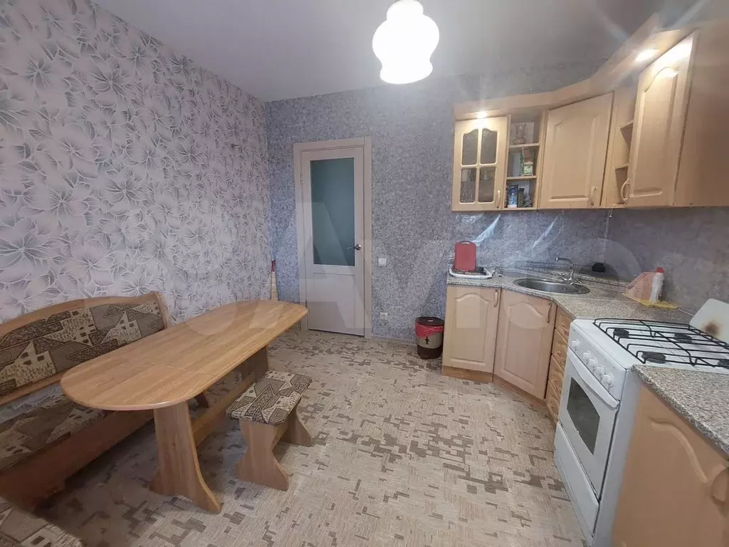 1-к. квартира, 45 м, 7/10 эт. - Фото 0