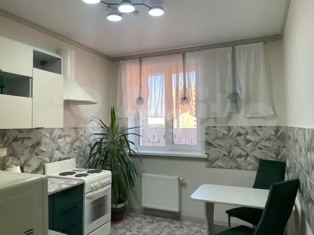 1-к. квартира, 40,5 м, 13/21 эт. - Фото 0
