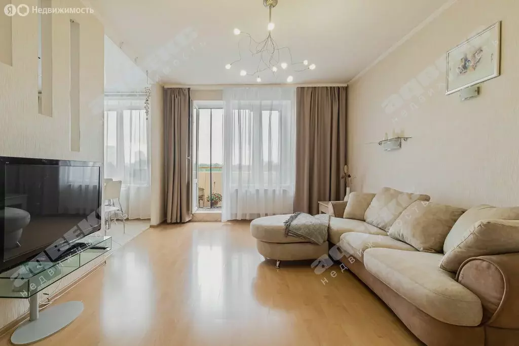 3-комнатная квартира: Санкт-Петербург, Ланское шоссе, 14к1 (90 м) - Фото 0