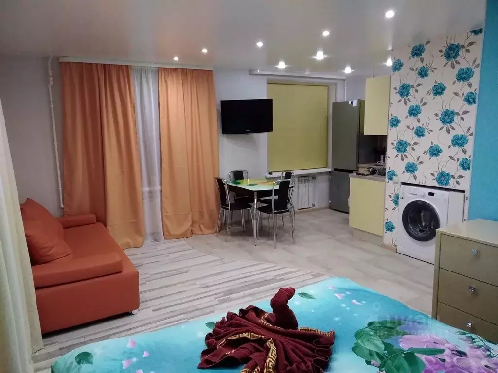 Студия Ленинградская область, Гатчина ул. Карла Маркса, 22 (40.0 м) - Фото 1