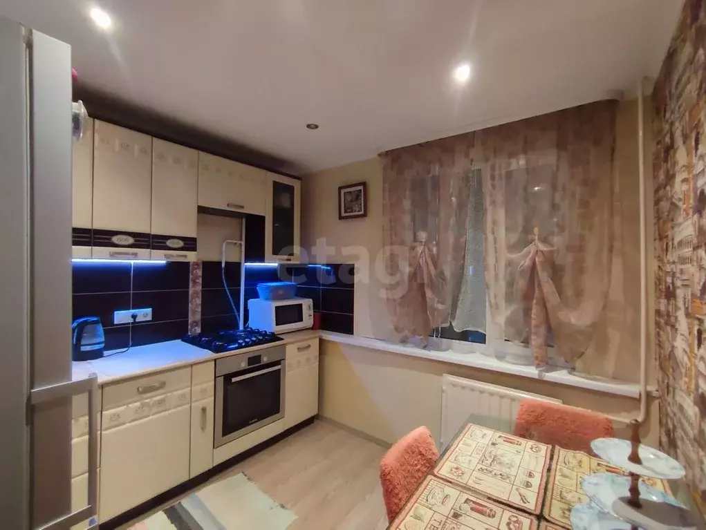 3-к кв. Ямало-Ненецкий АО, Новый Уренгой Советский мкр, 9/2 (66.8 м) - Фото 1