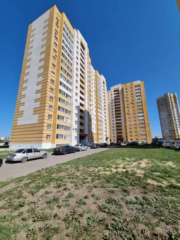 3-к кв. Тамбовская область, Тамбов Магистральная ул., 41к1 (87.0 м) - Фото 0