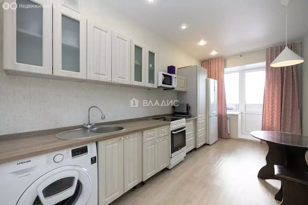 1-комнатная квартира: Благовещенск, улица Лазо, 22 (42 м) - Фото 1